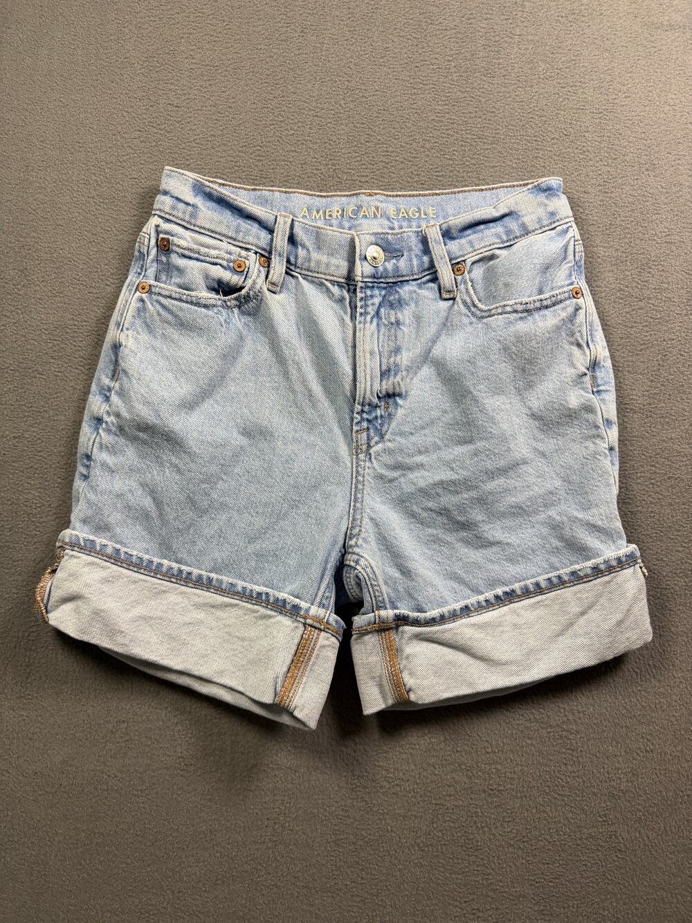 American Eagle Denim Shorts Womens 00 Light Wash Cuffed Mom High Rise Jean